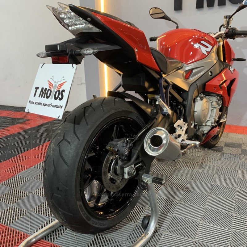S 1000 R - 2015 - PORTãO