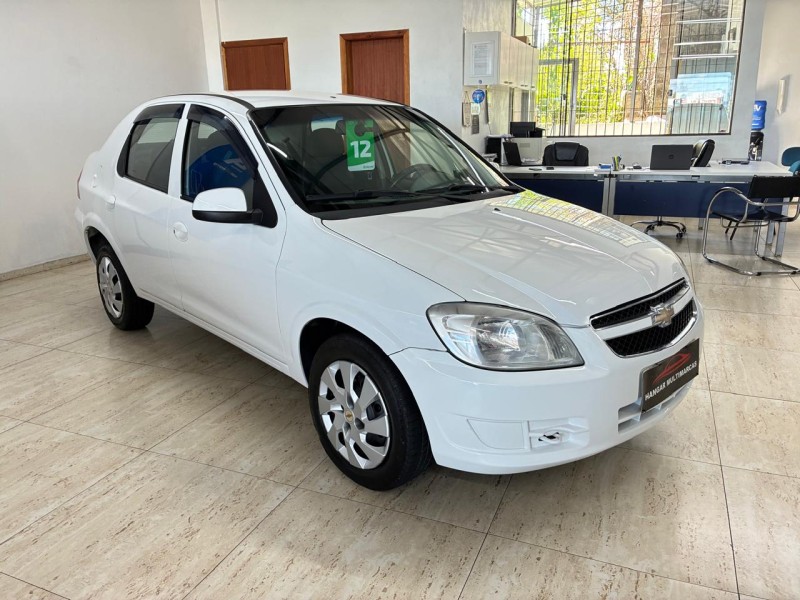 prisma 1.4 mpfi maxx 8v flex 4p manual 2012 caxias do sul