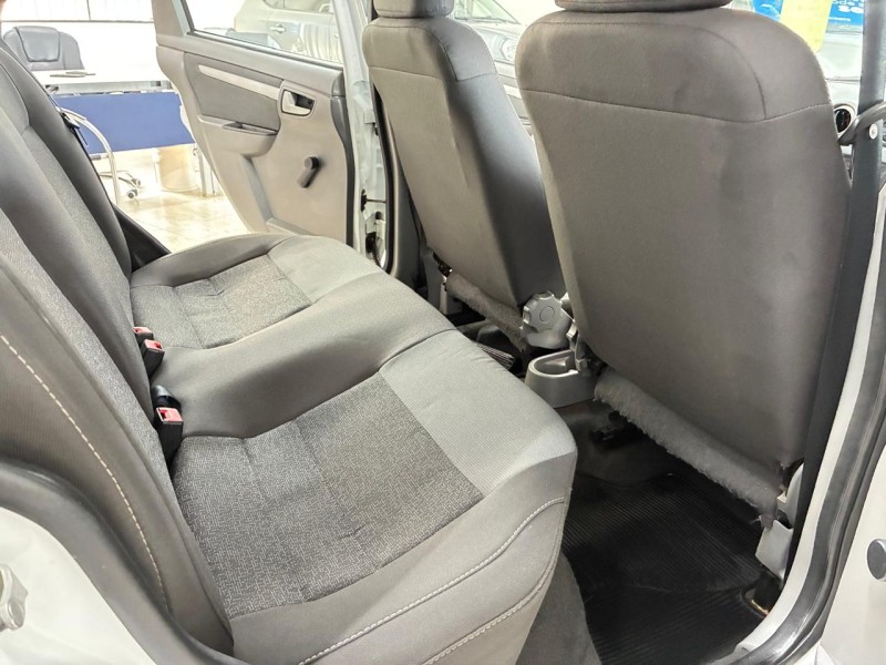 PRISMA 1.4 MPFI MAXX 8V FLEX 4P MANUAL - 2012 - CAXIAS DO SUL