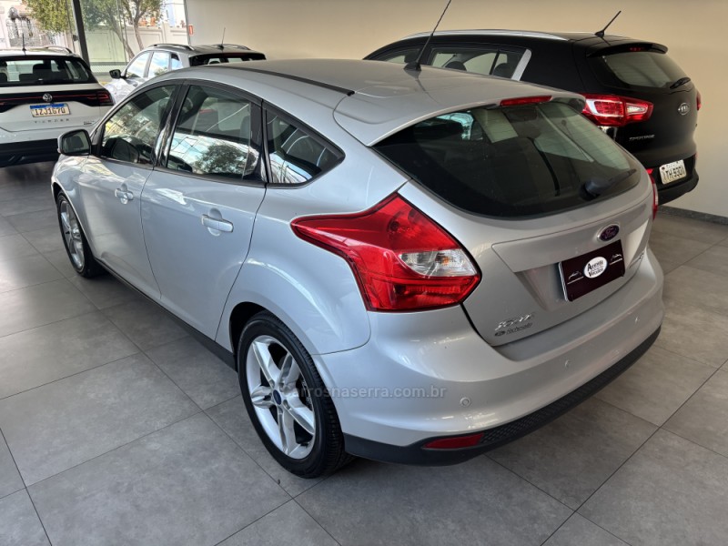 FOCUS 2.0 SE PLUS 16V FLEX 4P AUTOMÁTICO - 2015 - BENTO GONçALVES