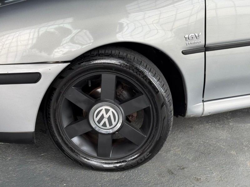 GOL 1.0 MI 16V TURBO GASOLINA 4P MANUAL G.III - 2001 - CAXIAS DO SUL