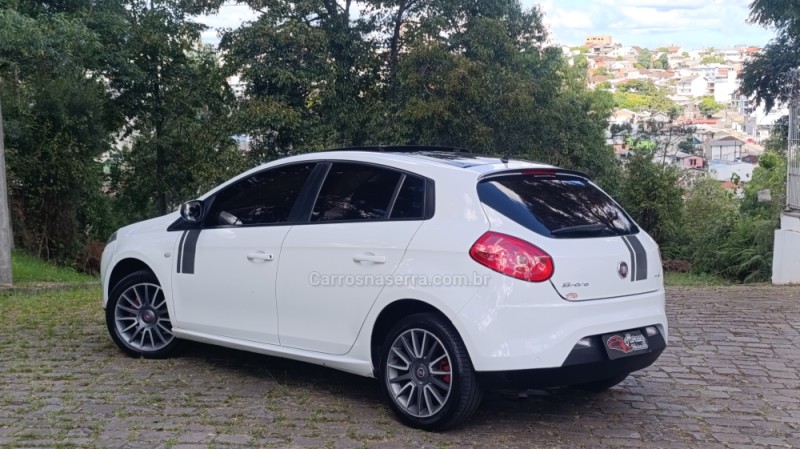 BRAVO 1.8 SPORTING 16V FLEX 4P MANUAL - 2013 - CAXIAS DO SUL