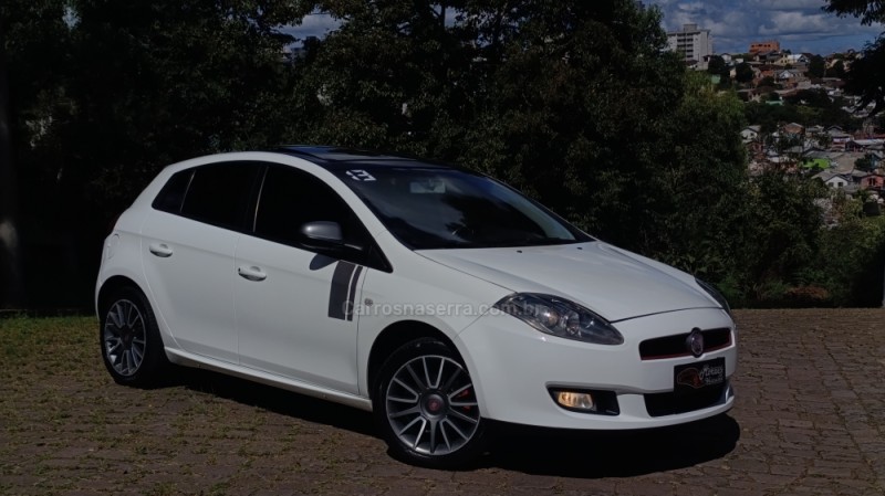 BRAVO 1.8 SPORTING 16V FLEX 4P MANUAL - 2013 - CAXIAS DO SUL