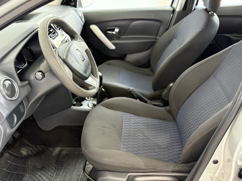 SANDERO 1.6 EXPRESSION 8V FLEX 4P MANUAL - 2016 - CAXIAS DO SUL