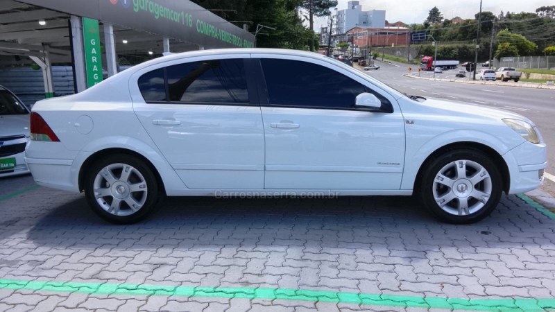 VECTRA 2.0 MPFI ELEGANCE 8V FLEX 4P MANUAL - 2005 - CAXIAS DO SUL