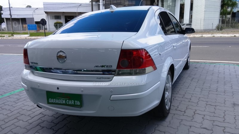 VECTRA 2.0 MPFI ELEGANCE 8V FLEX 4P MANUAL - 2005 - CAXIAS DO SUL