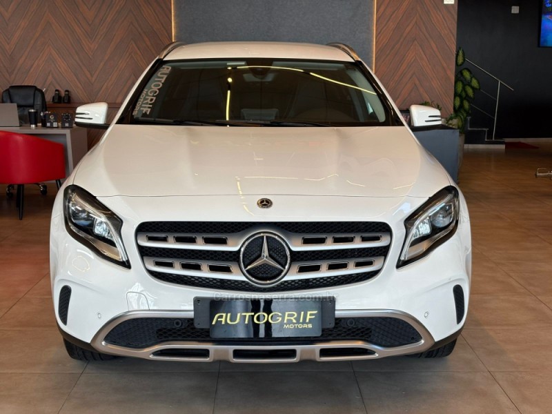 GLA 200 1.6 CGI ADVANCE 16V TURBO FLEX 4P AUTOMÁTICO - 2019 - CAMPO BOM