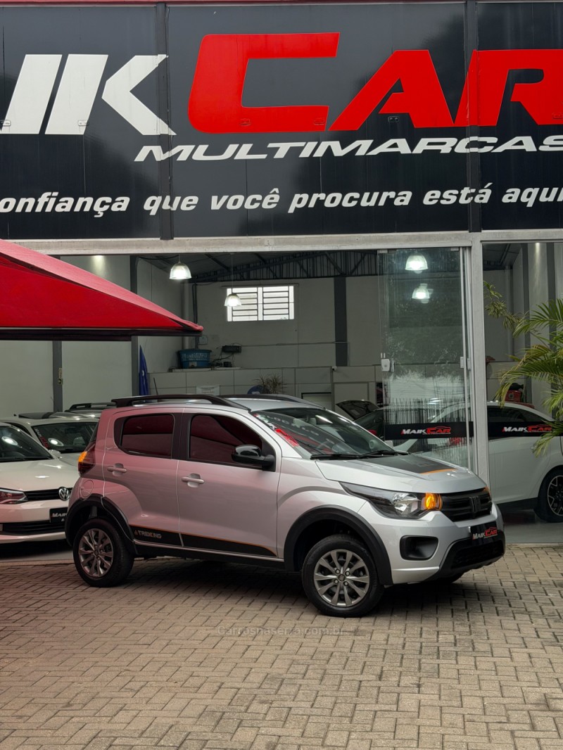 MOBI 1.0 TREKKING 8V FLEX 4P MANUAL - 2024 - ESTâNCIA VELHA