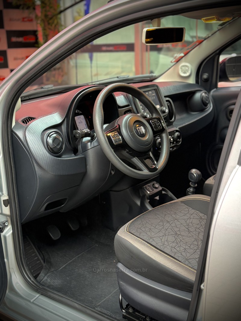 MOBI 1.0 TREKKING 8V FLEX 4P MANUAL - 2024 - ESTâNCIA VELHA