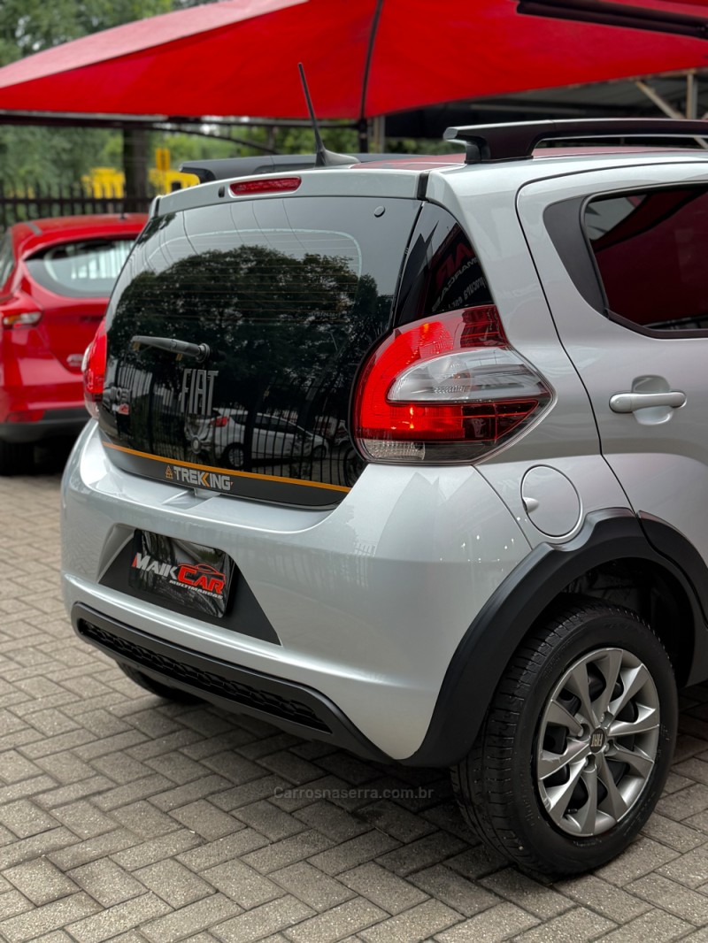 MOBI 1.0 TREKKING 8V FLEX 4P MANUAL - 2024 - ESTâNCIA VELHA