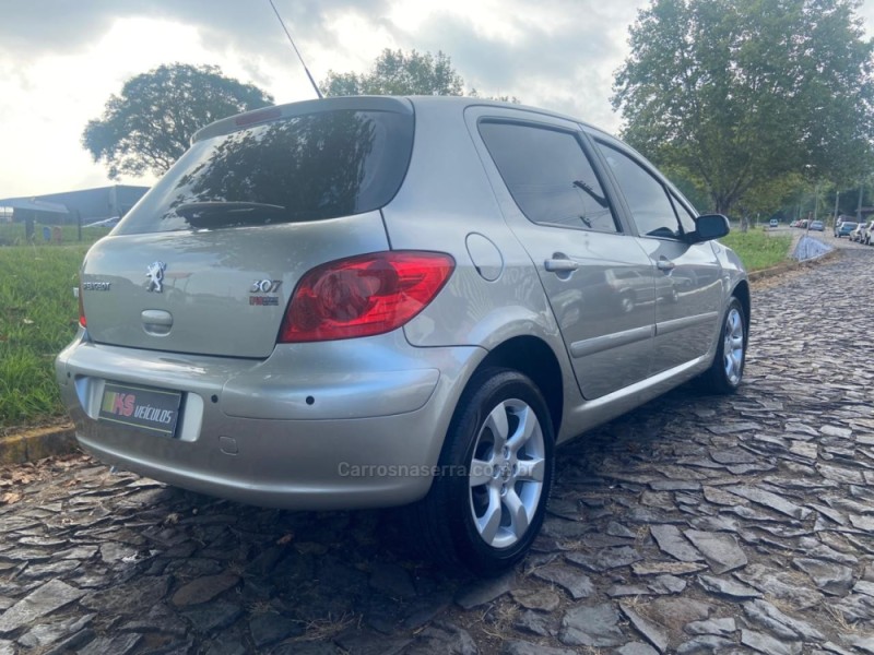 307 2.0 PRESENCE 16V FLEX 4P AUTOMÁTICO - 2010 - DOIS IRMãOS