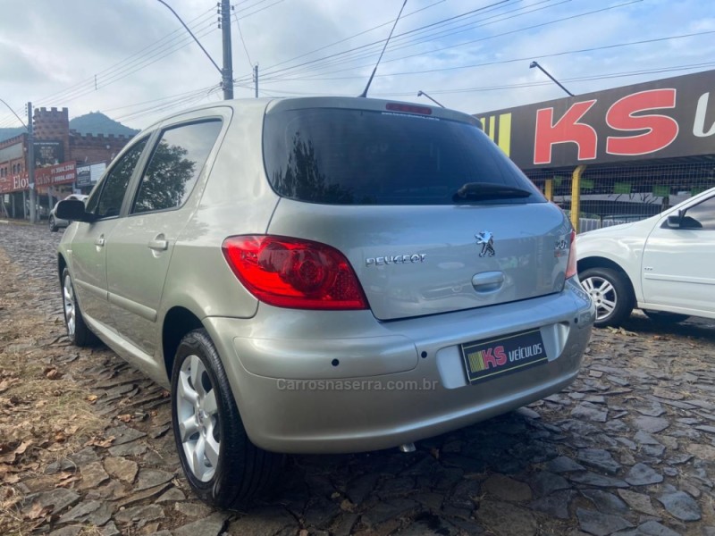 307 2.0 PRESENCE 16V FLEX 4P AUTOMÁTICO - 2010 - DOIS IRMãOS