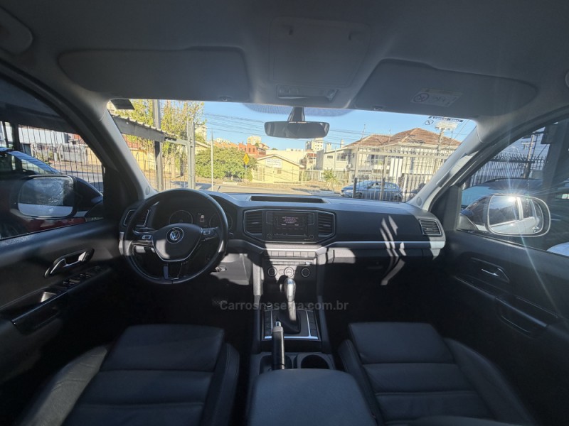 AMAROK 3.0 V6 TDI HIGHLINE CD DIESEL 4MOTION AUTOMÁTICO - 2022 - CAXIAS DO SUL