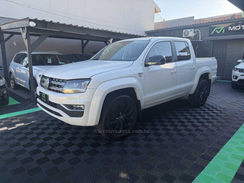 AMAROK 3.0 V6 TDI HIGHLINE CD DIESEL 4MOTION AUTOMÁTICO - 2022 - CAXIAS DO SUL