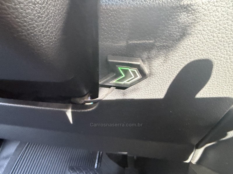 AMAROK 3.0 V6 TDI HIGHLINE CD DIESEL 4MOTION AUTOMÁTICO - 2022 - CAXIAS DO SUL