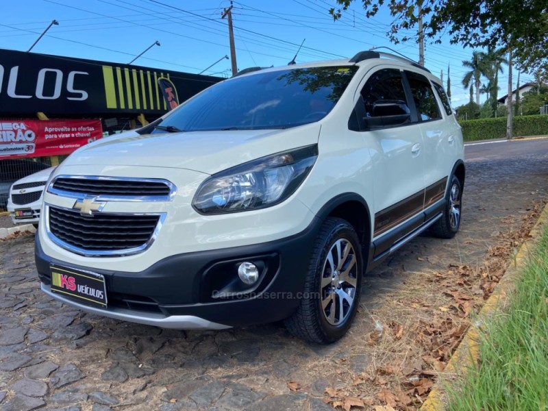 SPIN 1.8 ACTIV 8V FLEX 4P MANUAL - 2016 - DOIS IRMãOS