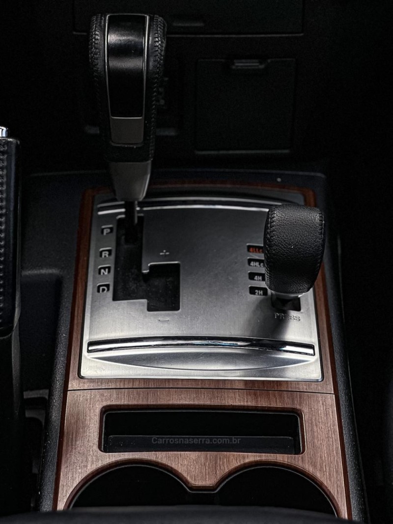 PAJERO FULL 3.8 HPE 4X4 V6 24V GASOLINA 4P AUTOMÁTICO - 2010 - CANELA