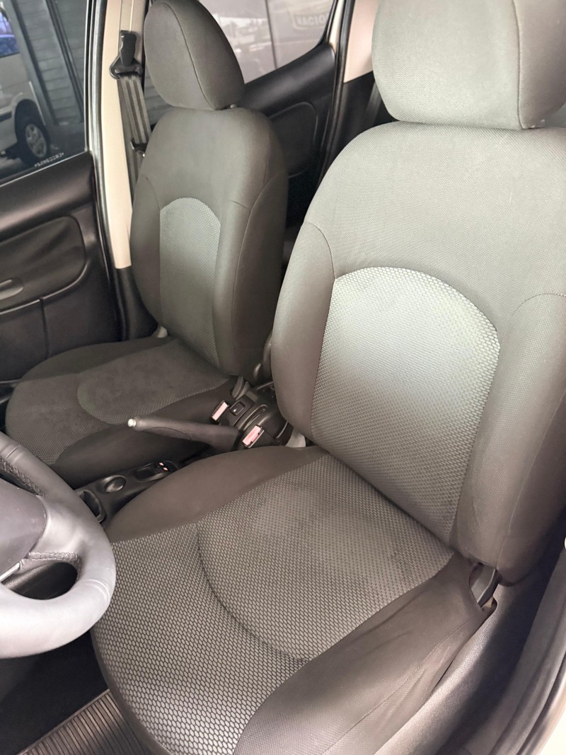 207 1.4 XR SPORT 8V FLEX 4P MANUAL - 2012 - CAXIAS DO SUL