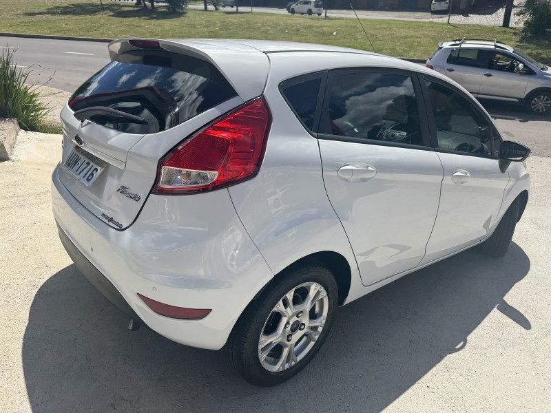 FIESTA 1.6 SE HATCH 16V FLEX 4P AUTOMÁTICO - 2014 - CAXIAS DO SUL