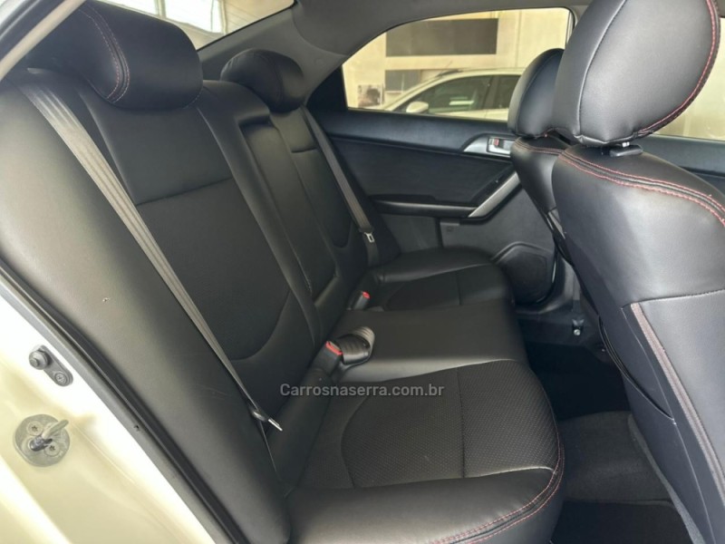 CERATO 1.6 E.221 SEDAN 16V GASOLINA 4P AUTOMÁTICO - 2012 - NOVO HAMBURGO