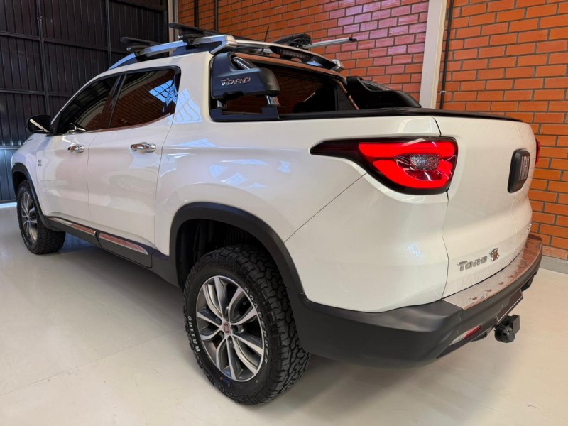 TORO 2.0 16V TURBO DIESEL VOLCANO 4WD AUTOMÁTICO - 2019 - BENTO GONçALVES