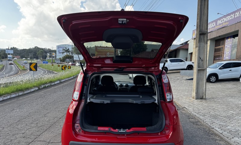 UNO 1.0 EVO VIVACE 8V FLEX 4P MANUAL - 2013 - DOIS IRMãOS