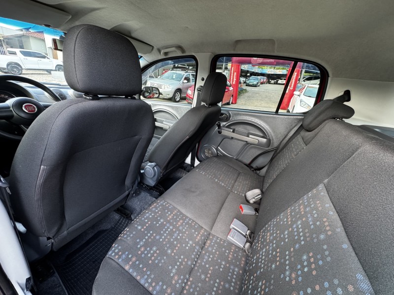 UNO 1.0 EVO VIVACE 8V FLEX 4P MANUAL - 2013 - DOIS IRMãOS