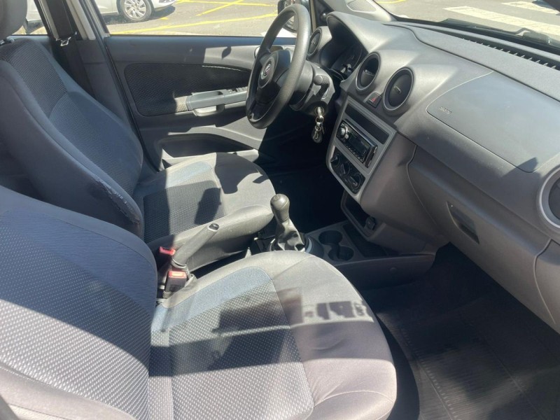 GOL 1.0 MI TRENDLINE 8V FLEX 4P MANUAL - 2015 - CAXIAS DO SUL