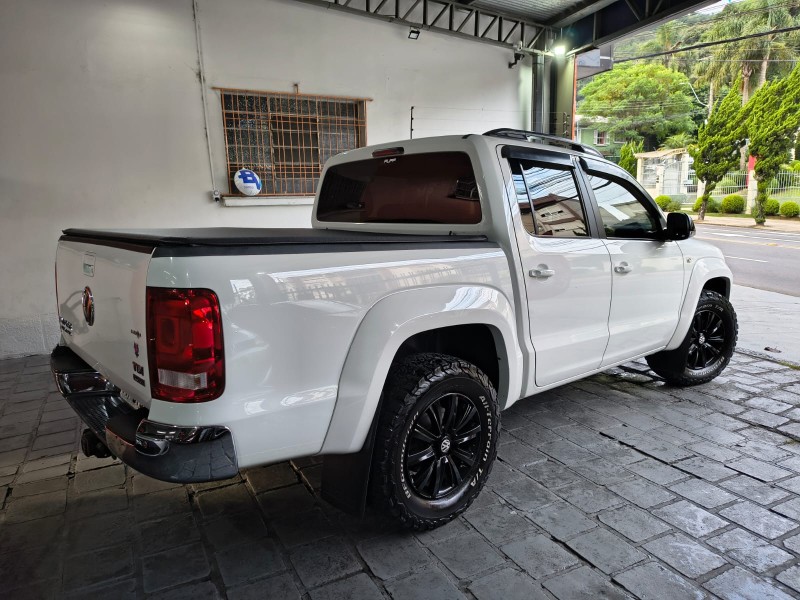 AMAROK 2.0 HIGHLINE 4X4 CD 16V TURBO INTERCOOLER DIESEL 4P AUTOMÁTICO - 2014 - CAXIAS DO SUL