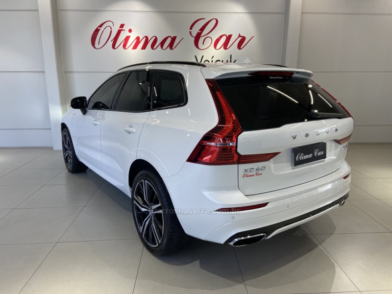 XC60 2.0 T8 R DESIGN HYBRID GASOLINA 4P AUTOMÁTICO - 2020 - FLORES DA CUNHA