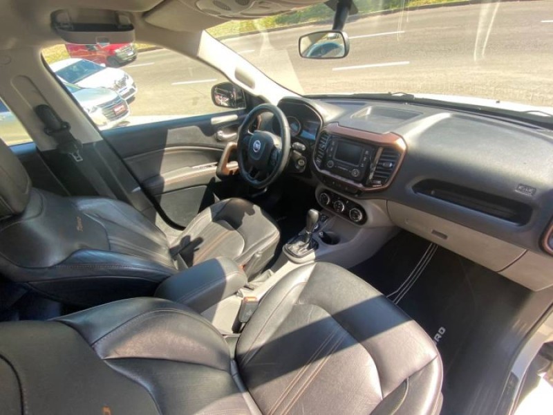 TORO 2.0 16V TURBO DIESEL VOLCANO 4WD AUTOMÁTICO - 2017 - CAXIAS DO SUL