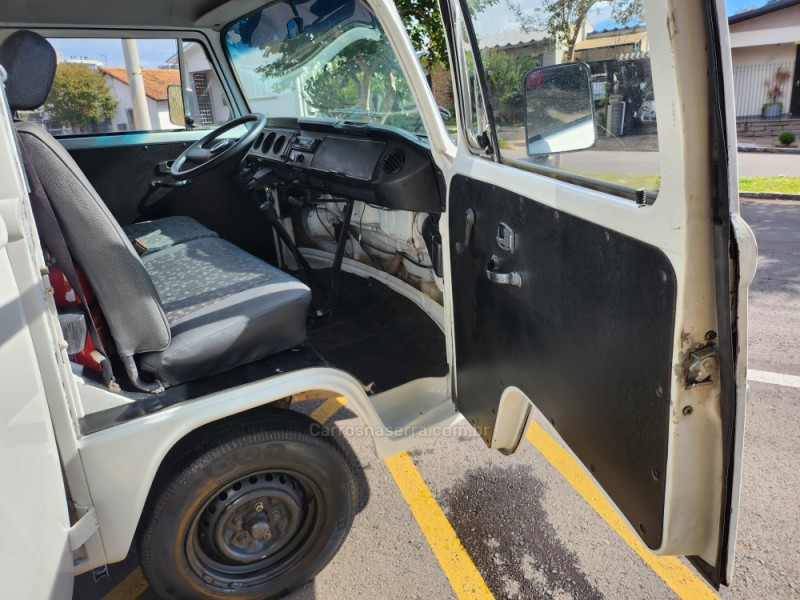 KOMBI 1.6 MI STD 8V GASOLINA 3P MANUAL - 1996 - VERANóPOLIS