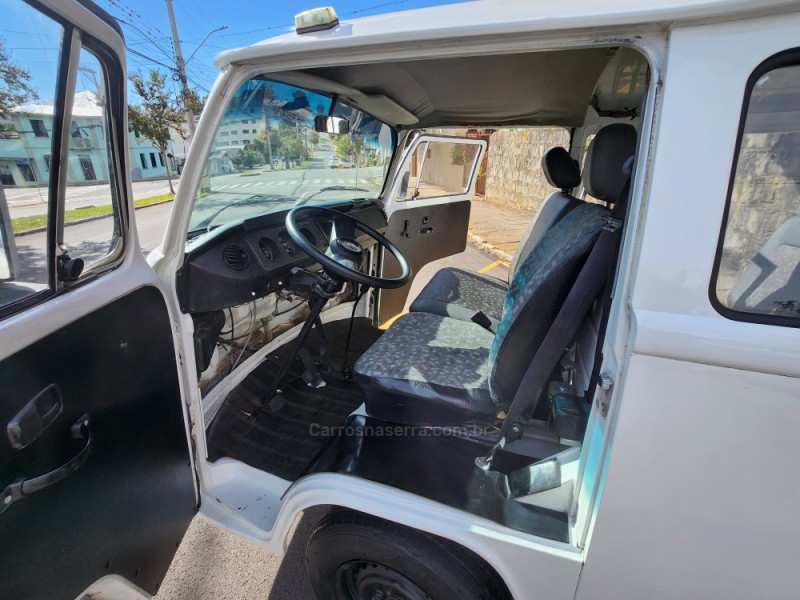 KOMBI 1.6 MI STD 8V GASOLINA 3P MANUAL - 1996 - VERANóPOLIS