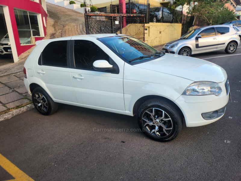 PALIO 1.4 MPI ATTRACTIVE 8V FLEX 4P MANUAL - 2011 - VERANóPOLIS