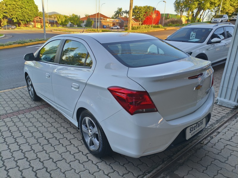 PRISMA 1.4 MPFI LTZ 8V FLEX 4P MANUAL - 2017 - BOM PRINCíPIO