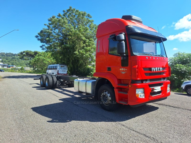 STRALIS HD 740-S46TZ 3 EIXOS - 2011 - FLORES DA CUNHA