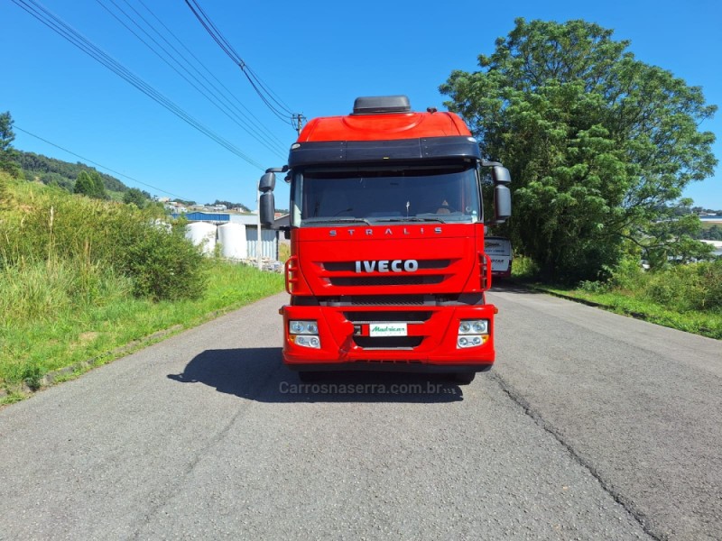 STRALIS HD 740-S46TZ 3 EIXOS - 2011 - FLORES DA CUNHA
