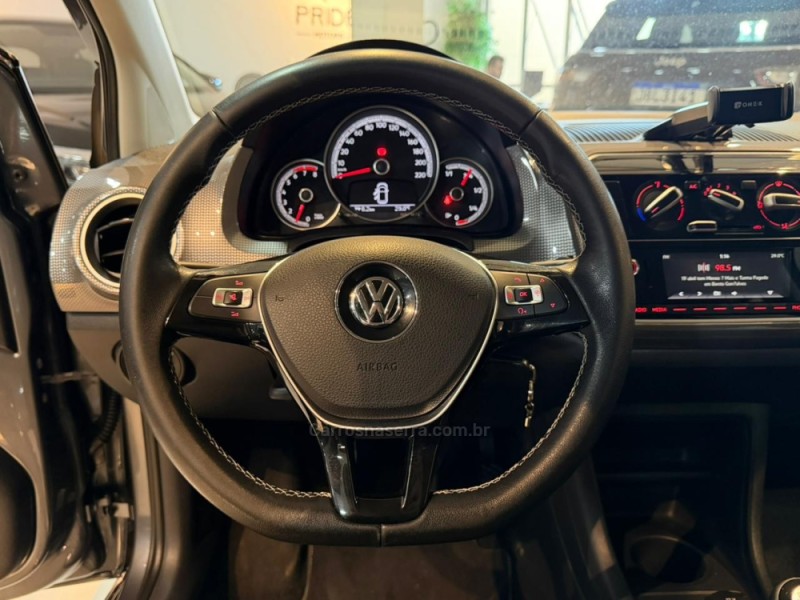 UP 1.0 TSI CROSS 12V FLEX 4P MANUAL - 2018 - CAXIAS DO SUL