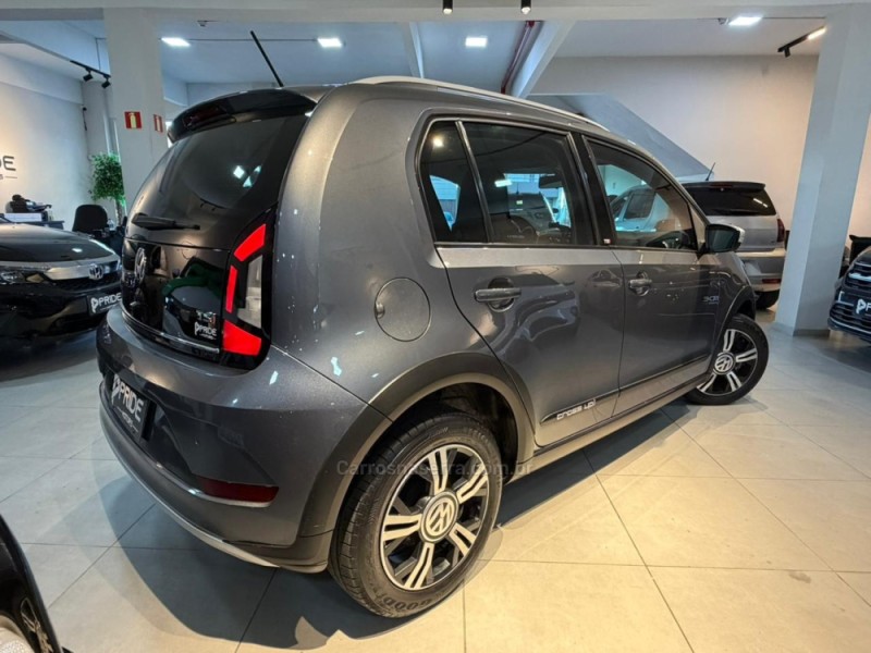UP 1.0 TSI CROSS 12V FLEX 4P MANUAL - 2018 - CAXIAS DO SUL
