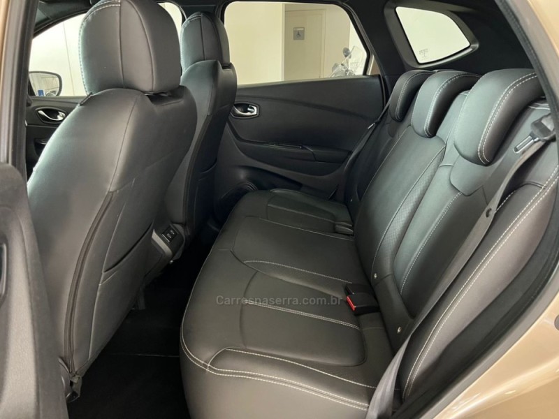 CAPTUR 1.3 ICONIC 16V TURBO FLEX 4P AUTOMÁTICO - 2022 - TAQUARA