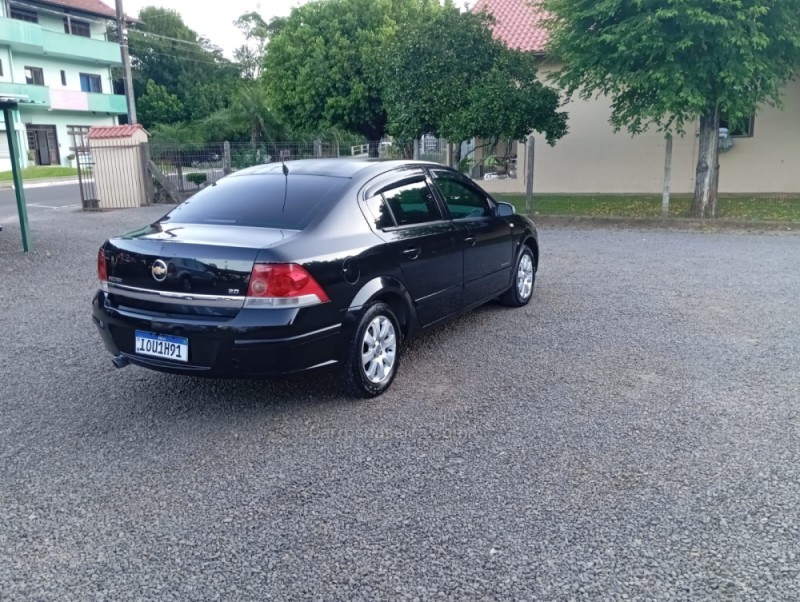 VECTRA 2.0 MPFI EXPRESSION 8V FLEX 4P MANUAL - 2008 - PICADA CAFé