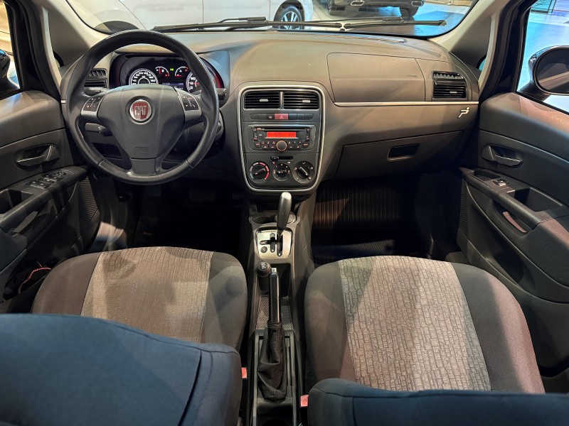 PUNTO 1.6 ESSENCE 16V FLEX 4P AUTOMATIZADO - 2012 - FARROUPILHA