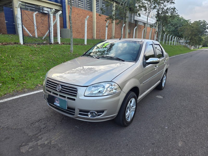 SIENA 1.0 MPI EL 8V FLEX 4P MANUAL - 2011 - VENâNCIO AIRES