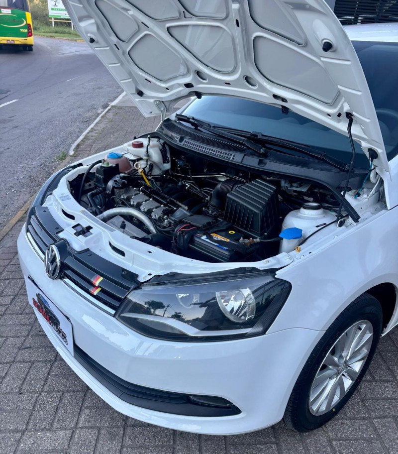 VOYAGE 1.6 MI COMFORTLINE 8V FLEX 4P MANUAL - 2016 - CAXIAS DO SUL