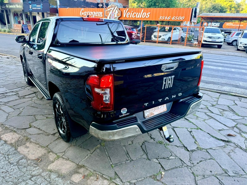 TITANO 2.2 VOLCANO TURBO 4X4 DIESEL 4P AUTOMÁTICO - 2025 - TRêS COROAS
