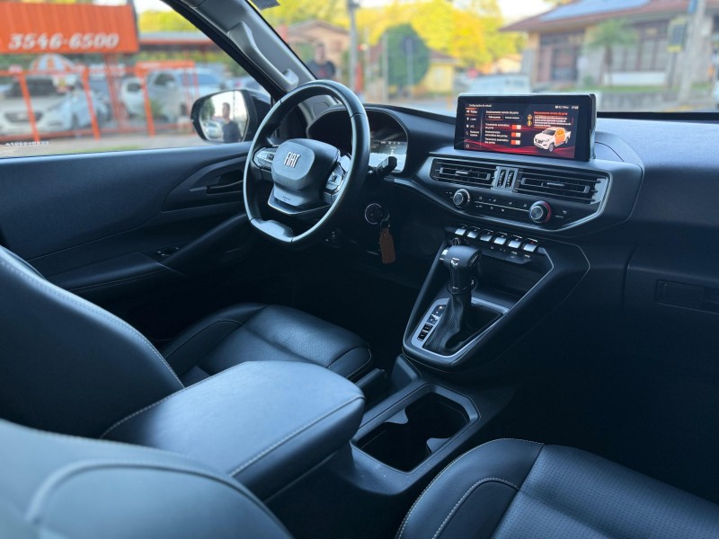 TITANO 2.2 VOLCANO TURBO 4X4 DIESEL 4P AUTOMÁTICO - 2025 - TRêS COROAS