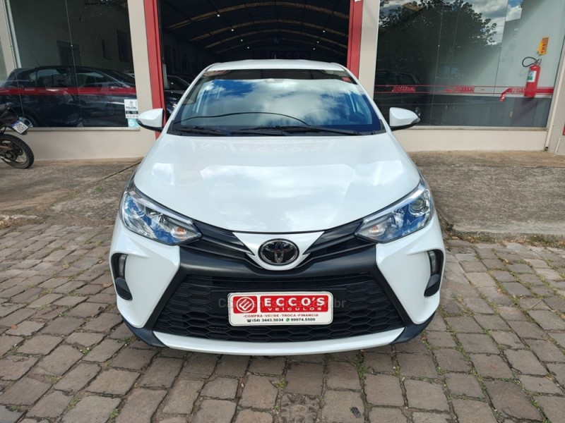 YARIS 1.5 XS CONNECT SEDAN 16V FLEX 4P AUTOMÁTICO - 2025 - GUAPORé