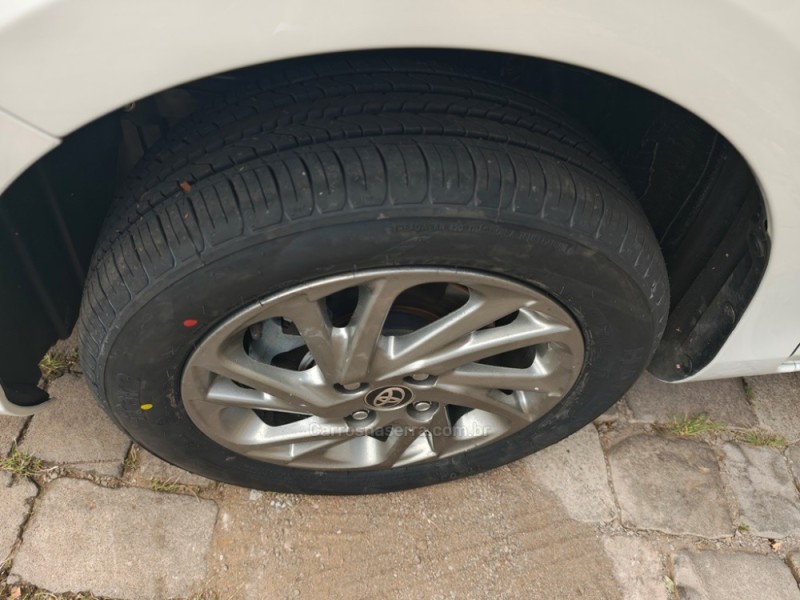 YARIS 1.5 XS CONNECT SEDAN 16V FLEX 4P AUTOMÁTICO - 2025 - GUAPORé