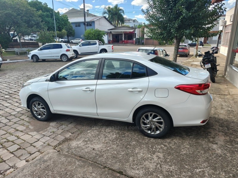YARIS 1.5 XS CONNECT SEDAN 16V FLEX 4P AUTOMÁTICO - 2025 - GUAPORé