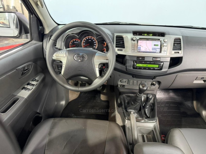 HILUX 3.0 4X4 8V DIESEL 4P MANUAL - 2012 - VACARIA